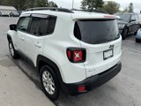 Used 2018 Jeep Renegade Latitude w/ Cold Weather Group image 5