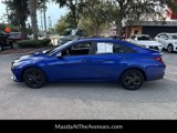 Used 2023 Hyundai Elantra SEL image 2