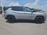 Used 2019 Jeep Compass Latitude image 2