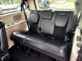 Used 2017 Dodge Grand Caravan SXT image 6