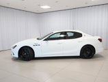 Used 2022 Maserati Ghibli Modena image 2