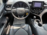 Used 2023 Toyota Camry SE image 4