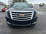Used 2019 Cadillac Escalade Luxury image 2