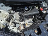 Used 2017 Nissan Rogue SV image 4