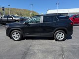 Used 2024 GMC Terrain SLE image 2