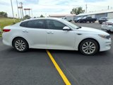 Used 2018 Kia Optima LX w/ 17" Alloy Wheels Package image 2