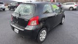 Used 2008 Toyota Yaris 2-Door Hatchback image 4