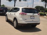 Used 2016 Nissan Rogue S image 2
