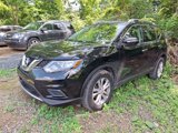 Used 2015 Nissan Rogue SV image 3