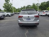 Certified 2024 Volkswagen Tiguan SE image 4