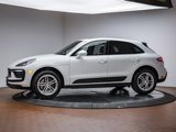 Certified 2025 Porsche Macan image 2