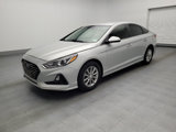 Used 2018 Hyundai Sonata SE image 2