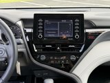 Used 2023 Toyota Camry SE image 3