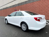 Used 2014 Toyota Camry LE image 5