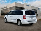 Used 2015 Chrysler Town & Country Touring w/ Driver Convenience Group image 3