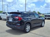 Used 2024 GMC Terrain SLE image 2
