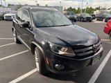Used 2016 Volkswagen Tiguan R-Line image 2