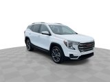Certified 2022 GMC Terrain SLT w/ Infotainment Package II image 2