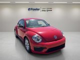 Used 2018 Volkswagen Beetle 2.0T S image 3