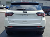 Used 2018 Jeep Compass Latitude w/ Popular Equipment Group image 5