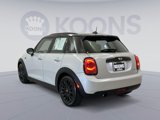 Used 2016 MINI Cooper 4-Door Hardtop image 4