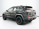 Used 2019 Jeep Cherokee Trailhawk image 5