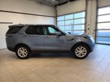 Used 2019 Land Rover Discovery SE image 3