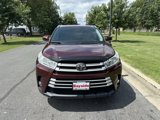 Used 2017 Toyota Highlander XLE image 4