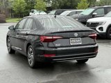 Used 2020 Volkswagen Jetta SEL image 4