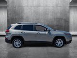 Used 2017 Jeep Cherokee Latitude image 4