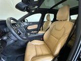 Used 2021 Volvo XC60 T8 Inscription w/ Advanced Package image 2