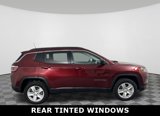 Used 2022 Jeep Compass Latitude image 2
