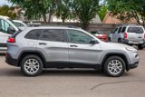Used 2016 Jeep Cherokee Sport image 4
