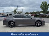 Used 2018 Toyota Camry SE image 3