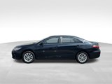 Used 2017 Toyota Camry LE image 2