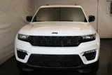 Used 2023 Jeep Grand Cherokee Limited w/ Black Appearance Package image 3
