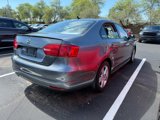 Used 2012 Volkswagen Jetta TDI image 3