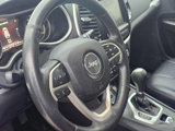 Used 2015 Jeep Cherokee Trailhawk image 5