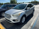 Used 2017 Ford Escape SE image 2