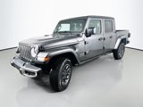 Used 2023 Jeep Gladiator Overland image 3