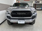 Used 2017 Toyota Tacoma TRD Sport image 2