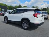 Used 2024 GMC Terrain SLT image 3