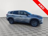 Used 2023 Nissan Rogue S image 2