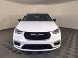New 2025 Chrysler Pacifica Select w/ Uconnect Theater Family Group image 4