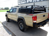Used 2017 Toyota Tacoma TRD Off-Road image 6