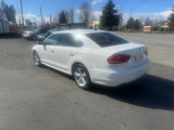 Used 2013 Volkswagen Passat TDI SE image 4
