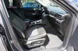 Used 2022 Ford Explorer XLT image 3