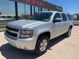 Used 2013 Chevrolet Suburban LT image 2
