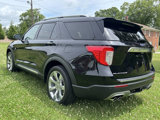 Used 2020 Ford Explorer Platinum w/ Premium Technology Package image 2