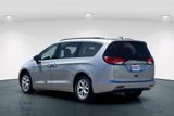 Used 2018 Chrysler Pacifica Touring w/ Tire & Wheel Group image 4
